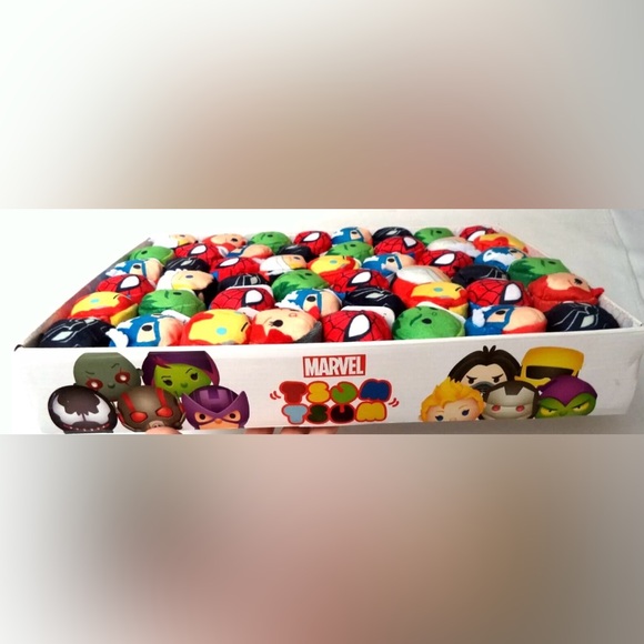 Marvel Tsum Tsum Plush Set - Picture 6 of 6